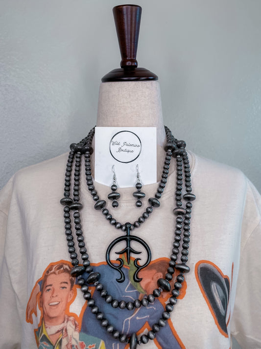 3 Strand Faux Navajo Pearl Necklace Set With Burnished Silver Naja Pendant